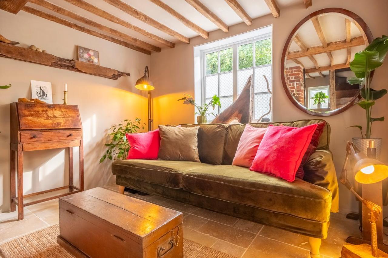Most Romantic Cottage In Suffolk - Number Four Framlingham Exterior photo